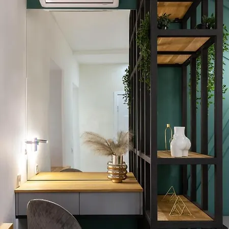 Avangard Fyrmanska 8 * Leópolis