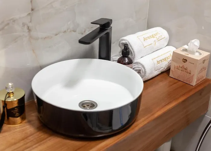 Avangard Fyrmanska 8 Lviv