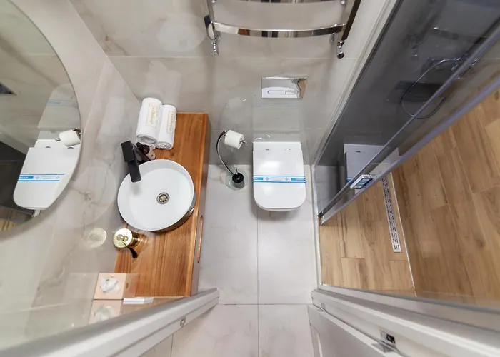 Avangard Fyrmanska 8 *