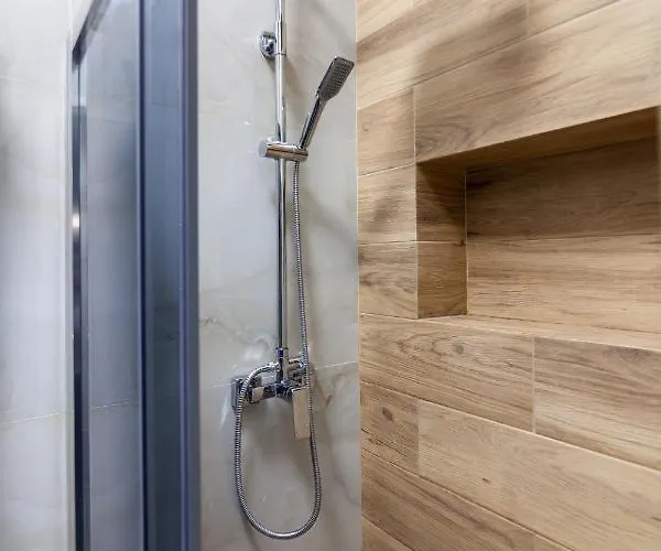 Avangard Fyrmanska 8 Apartamento *