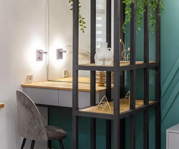 Avangard Fyrmanska 8 Lwów